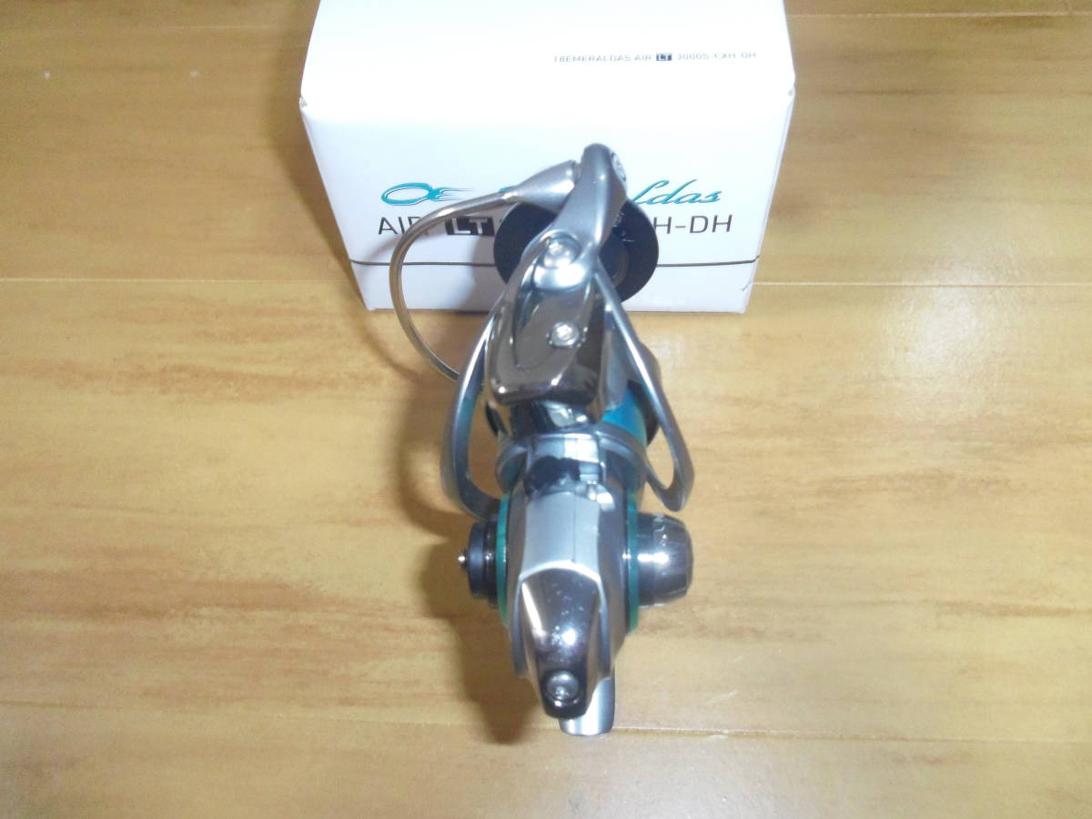 ダイワ 17 エメラルダスAIR LT3000S-CXH DAIWA 18エメラルダス ダイワ