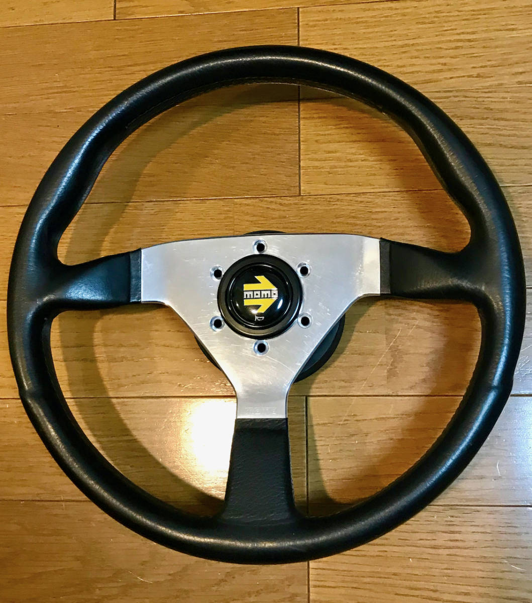 車 モモ ヴェローチェ レザーステアリング 34パイ 1993年製 希少モデル