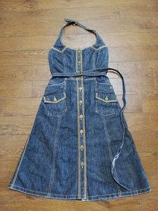 バーバリー デニム ワンピの平均価格は6 590円 ヤフオク 等のバーバリー デニム ワンピのオークション売買情報は15件が掲載されています