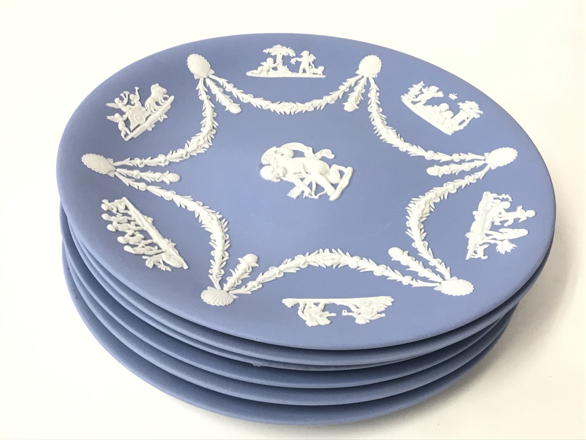 ジャスパー ウェッジウッド プレート WEDGWOOD ジャスパーウェア 小皿 ペールブルー ブルー ウェッジウッドのジャスパーウェア、ペールドブルー色のオーバル 新品未使用〉〈箱付〉ウェッジウッド WEDGWOODの中古フリマアイテム一覧 WEDGWOODウェッジウッド皿 皿 絵皿 水色 1987年