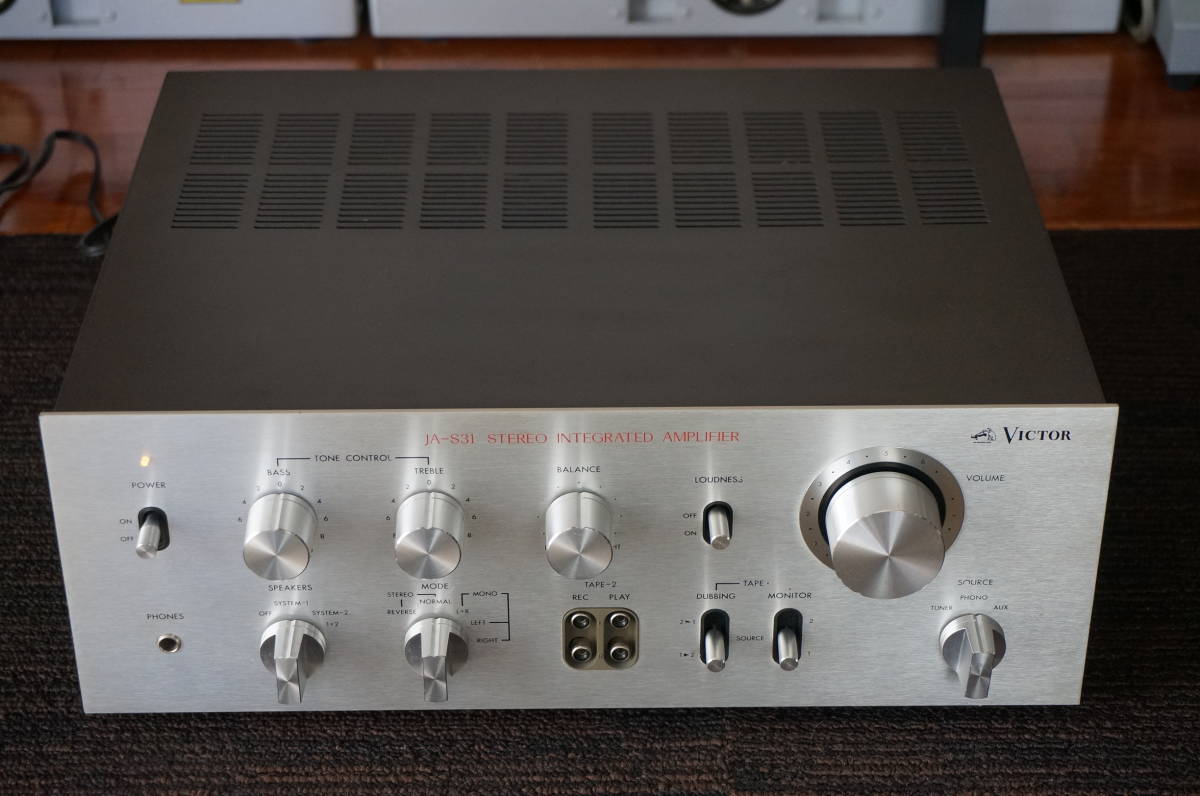 ◇ VICTOR JA-S31 45W＋45Wステレオプリメインアンプ ◇