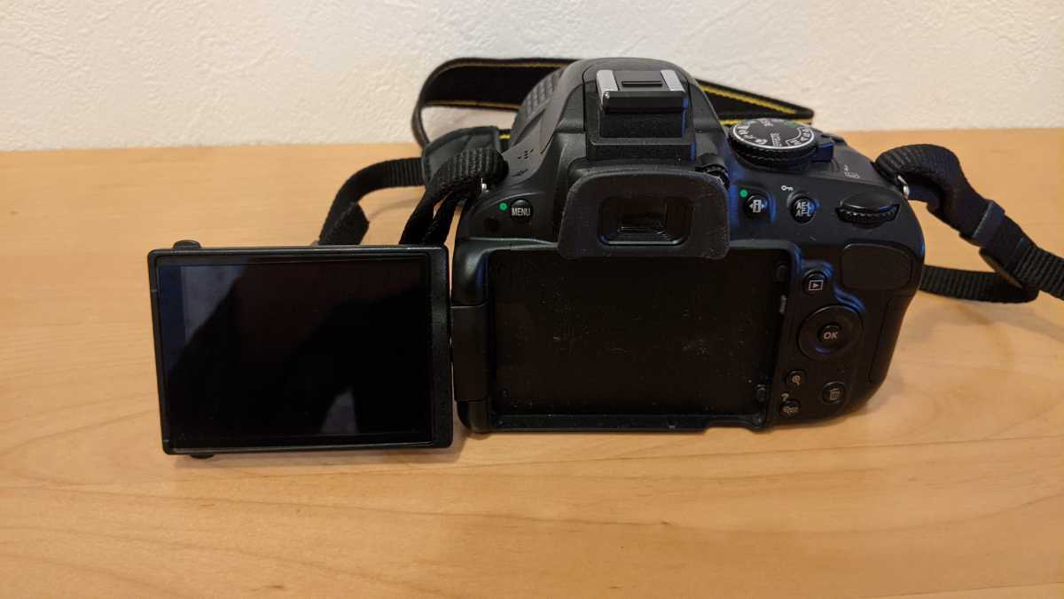 美品 ショット数少なめ D500 ニコン一眼レフ