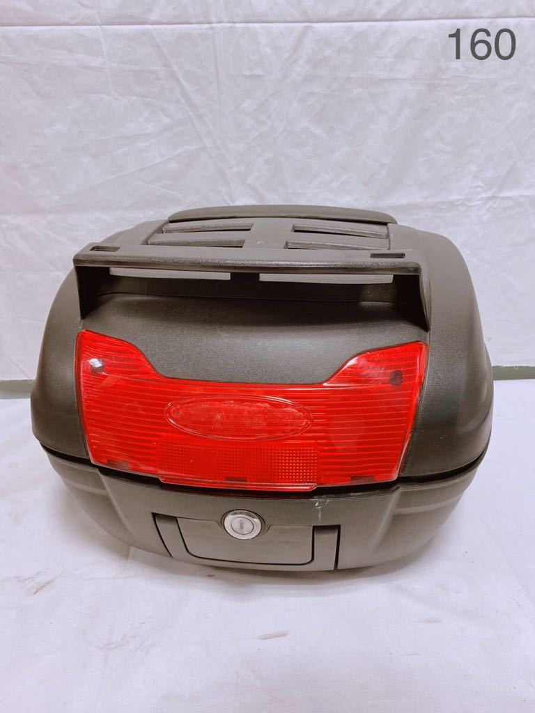 An63 トップケース テールボックス バイクボックス 荷物入れ ヘルメット入れ 原付 バイク スクーター トップケース 売買されたオークション情報 Yahooの商品情報をアーカイブ公開 オークファン Aucfan Com