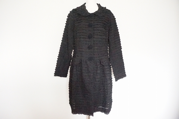  #apc ピンクハウス PINKHOUSE コート 黒 ピコフリル ワンピース レディース 640400(コート)｜売買されたオークション情報、yahooの商品情報をアーカイブ公開 - オークファン 女性用