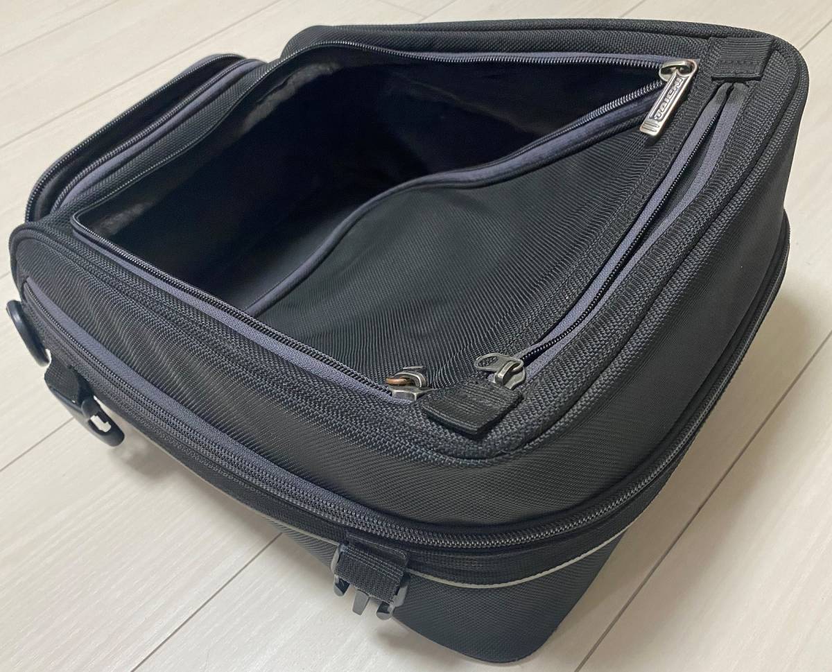 RSタイチ　スポーツシートバッグ13_7