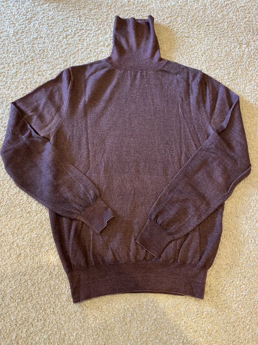 中古商品は完璧な物 美品 Cruciani クルチアーニ ニット ハイネック