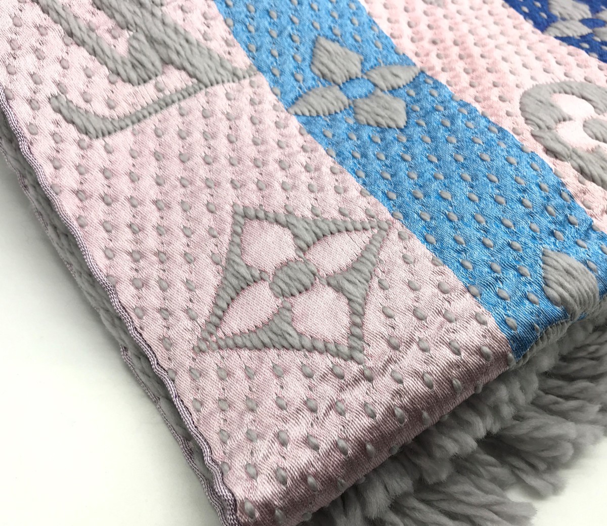 当店だけの限定 LOUIS VUITTON ルイヴィトン エシャルプ ロゴマニア 