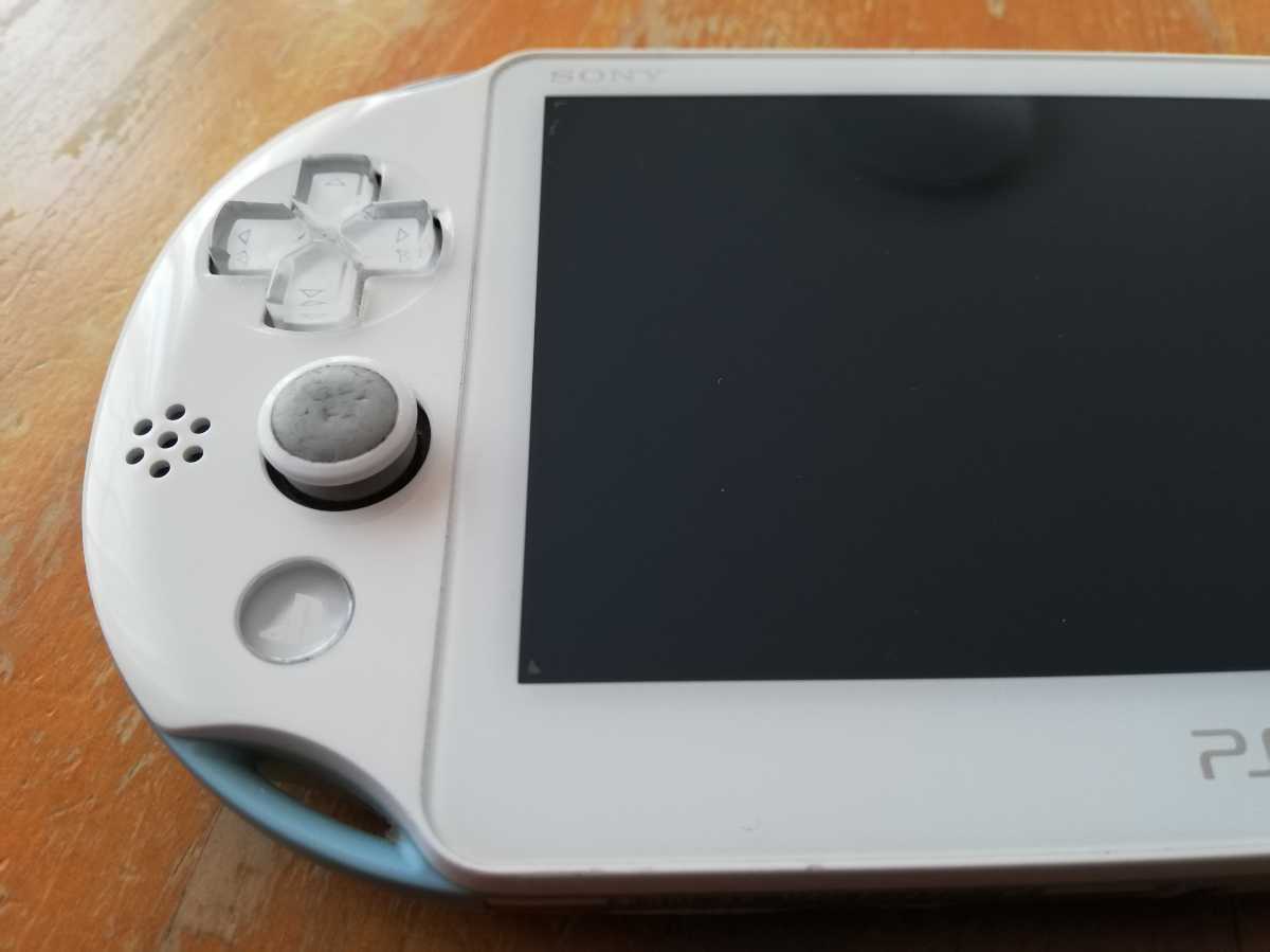 Sony Psvita Pch 00 Za14 ライトブルー ホワイト マインクラフト付 メモリーカード8gb付 Used Ps Vita本体 売買されたオークション情報 Yahooの商品情報をアーカイブ公開 オークファン Aucfan Com