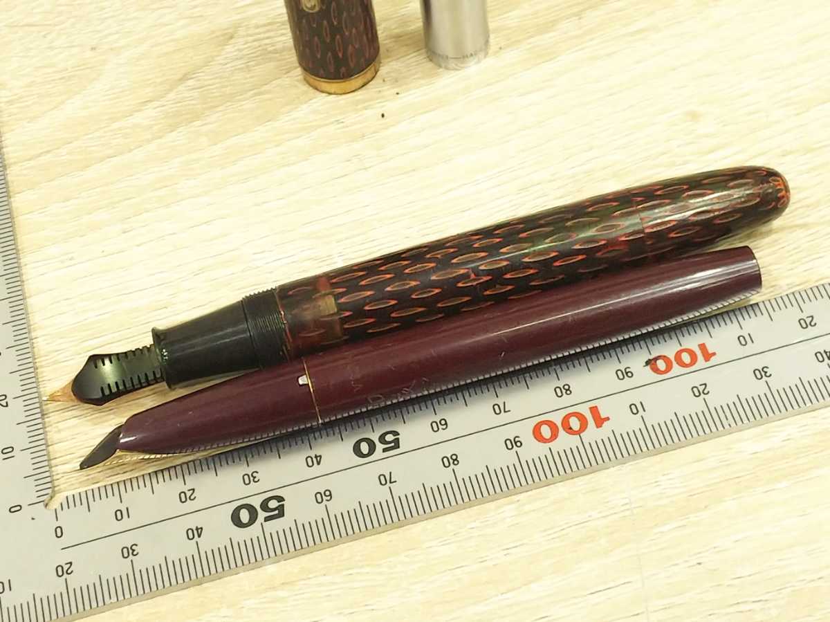 ①SHEAFFER 万年筆　１４ｋ　585　シェーファー　USA 赤系 ①SHEAFFER 万年筆 14k 585 シェーファー USA 赤系 ①SHEAFFER