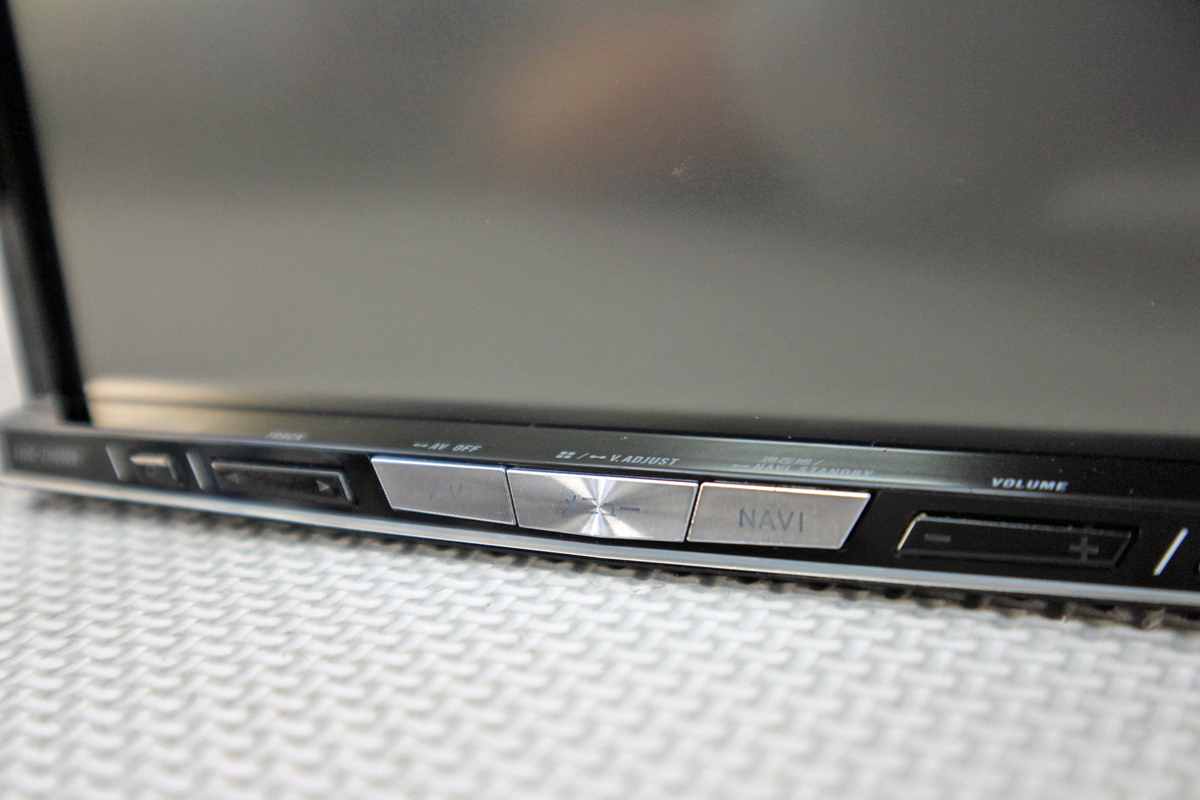 ▽中古品▽Pioneer carrozzeria サイバーナビ AVIC-ZH0009 2013年地図 7型