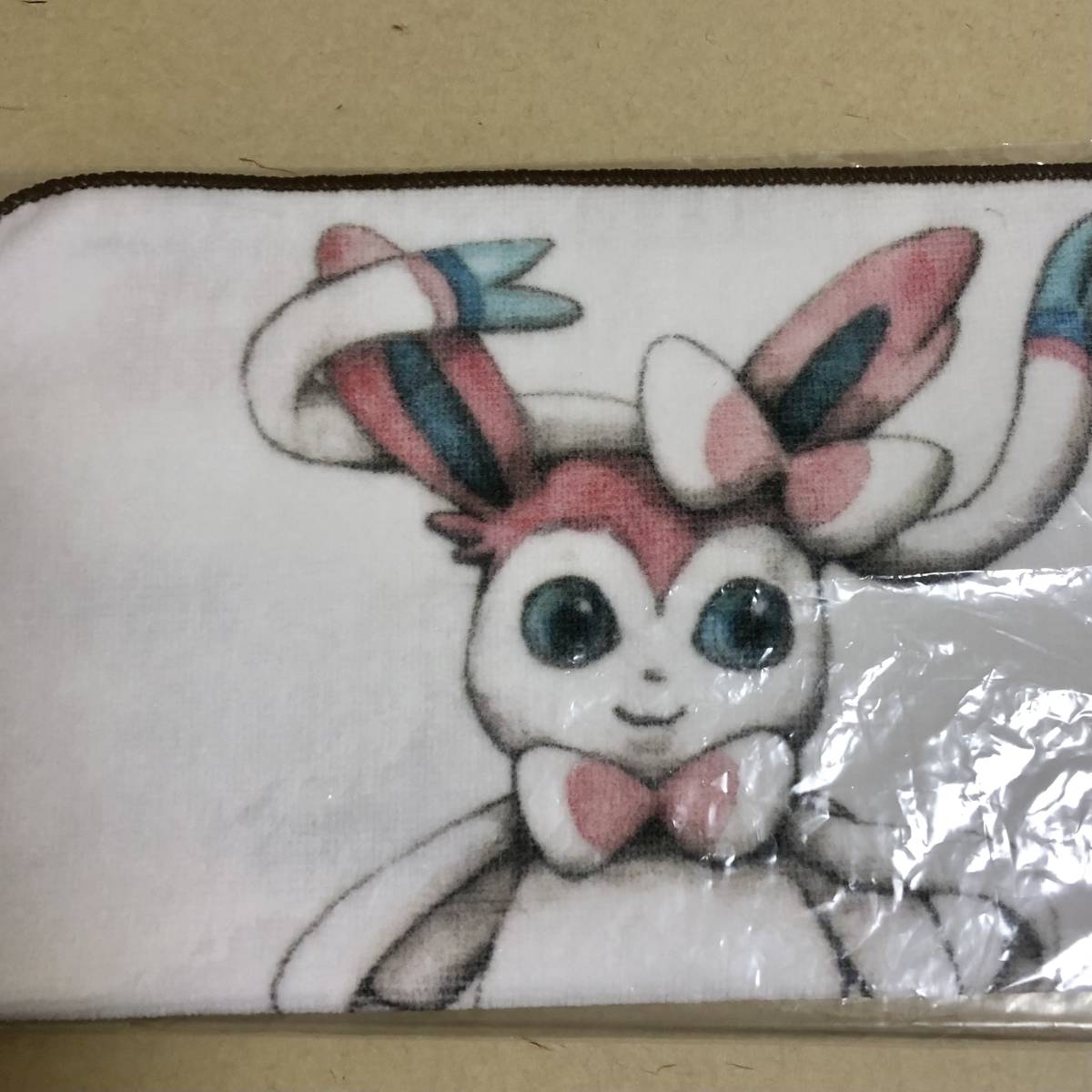 ポケモン ヒグチユウコ ニンフィア センター ブイズ タオル ハンカチ evs Pokmon eevee ポケセン anime アニメ ゲーム レア 美 新品 未使用_2