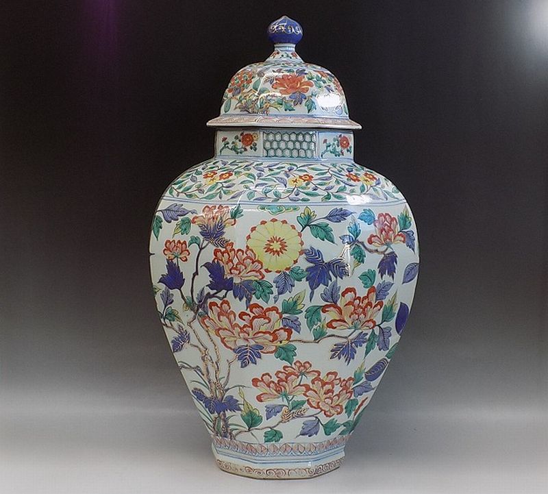 b665 古い 伊万里 唐草 草花文 沈香壷 高さ54cm 錦手 色絵 飾壷