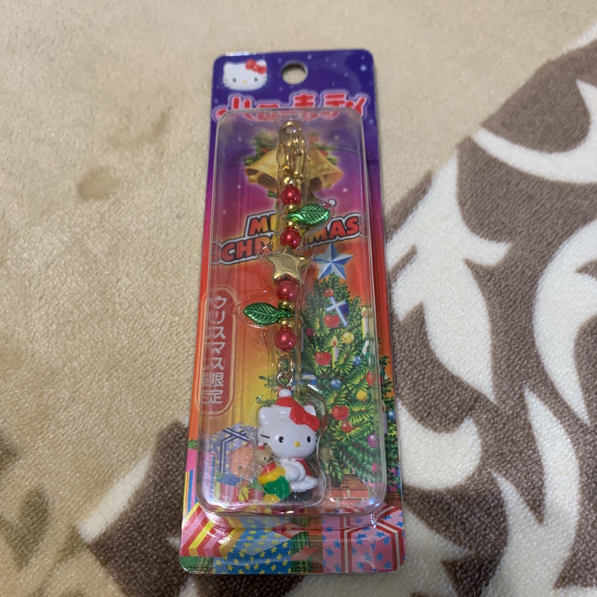 1円スタート ハローキティ ストラップ クリスマス限定 品 ハローキティ 売買されたオークション情報 Yahooの商品情報をアーカイブ公開 オークファン Aucfan Com