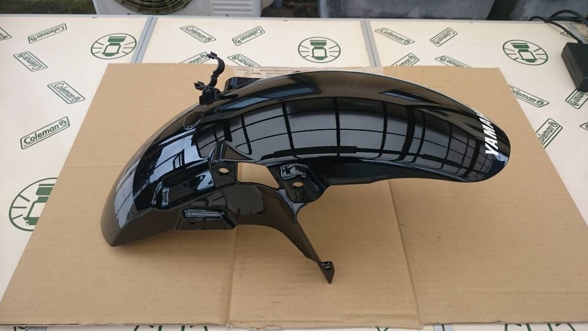 XSR900 フロント フェンダー 純正番号；B90-21511 1回取付け走行のみ(中古) ホースクランプ付_1
