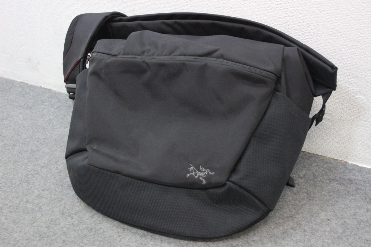 P5076）アークテリクス ARC'TERYX ミストラル8 Mistral8 黒 ブラック