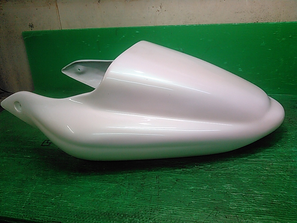 DUCATI　ドゥカティ　SS900　SS1000　スーパースポーツ　シングルシートカウル　中古美品！　FRP　DPテールカウル