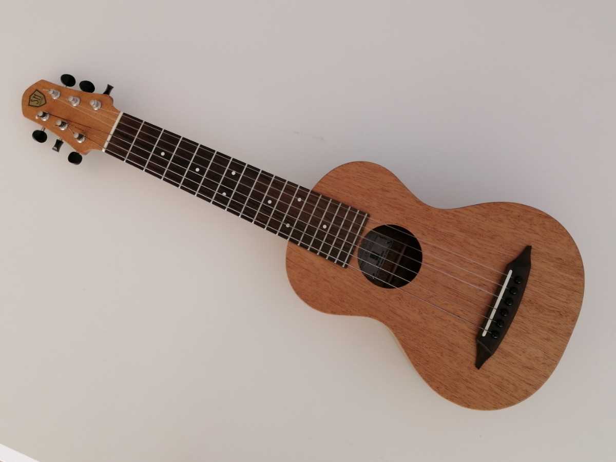 中古6弦ウクレレ UG-ONE SHguitar ギタレレ ケース付き | 6弦ウクレレ