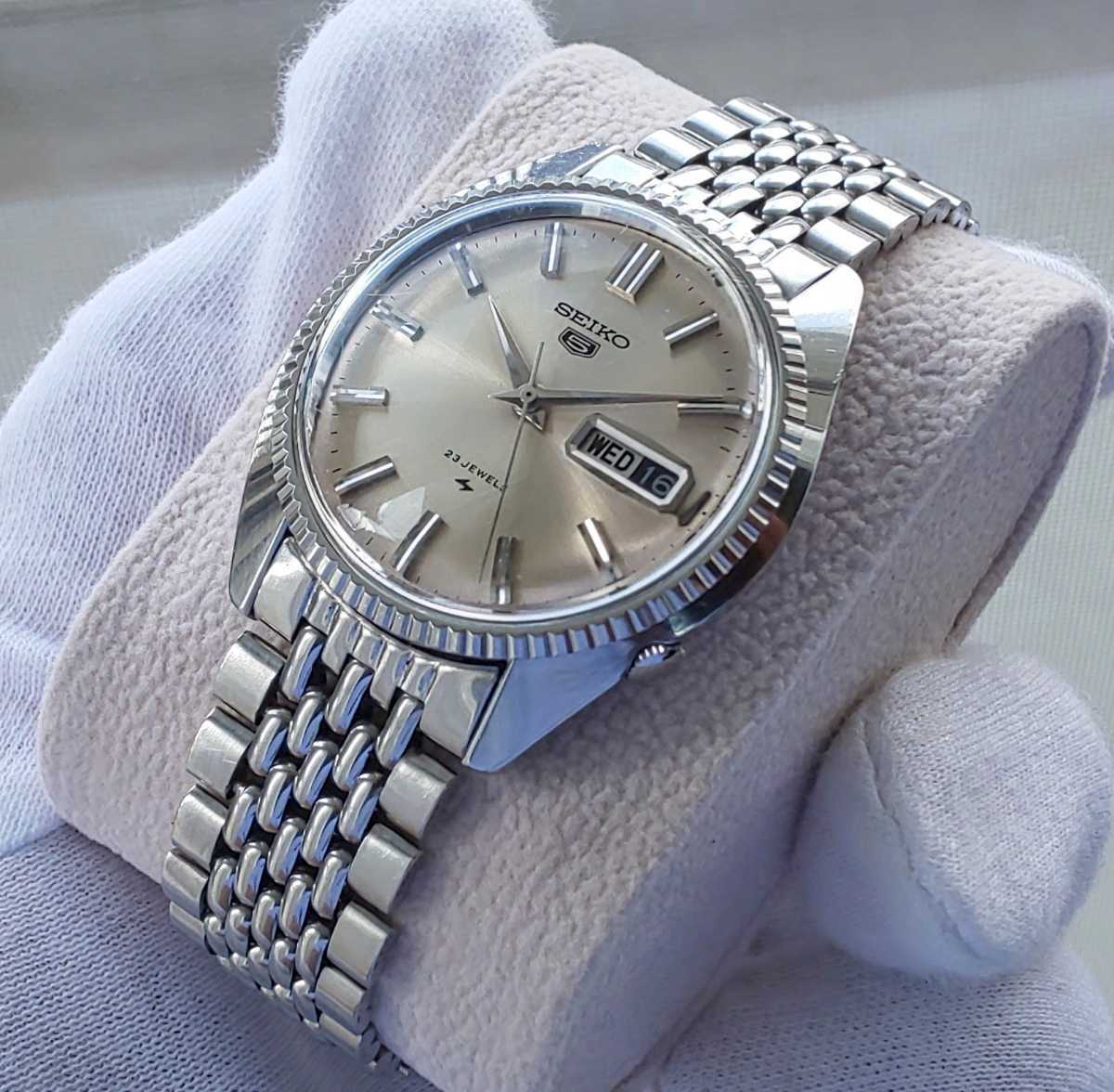 SEIKO 5 セイコーファイブ 5126-8060 23石 自動巻き シャンパン 