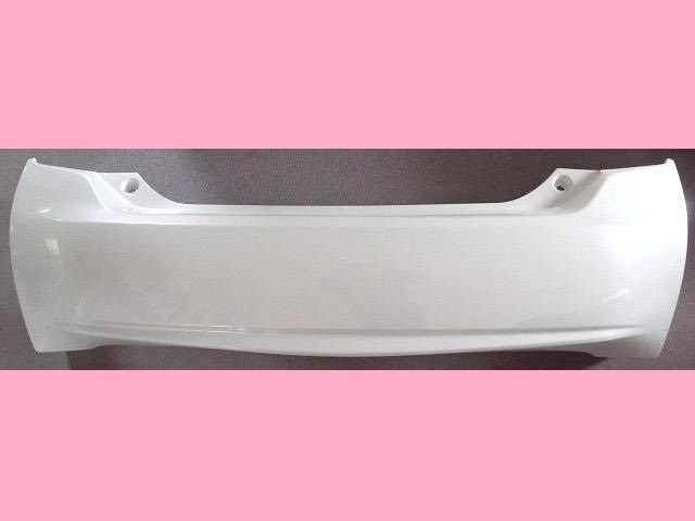 ☆期間限定☆ ZVW30 リヤバンパー 社外新品 070 スポ無 ホワイト