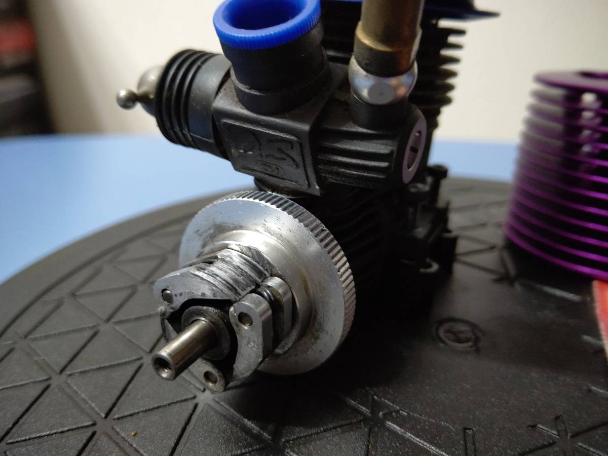 最強！トラギーレーシングエンジン　OS28XZ　小川精機　着せ替えヒートシンクおまけ　検）サベージ インファーノ ナイトレージ TNR MBX_3