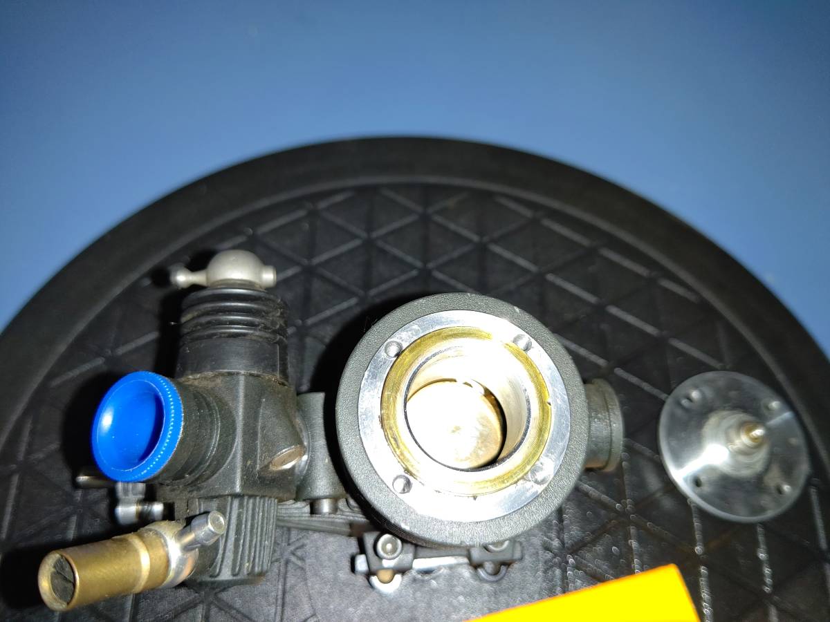 最強！トラギーレーシングエンジン　OS28XZ　小川精機　着せ替えヒートシンクおまけ　検）サベージ インファーノ ナイトレージ TNR MBX_6