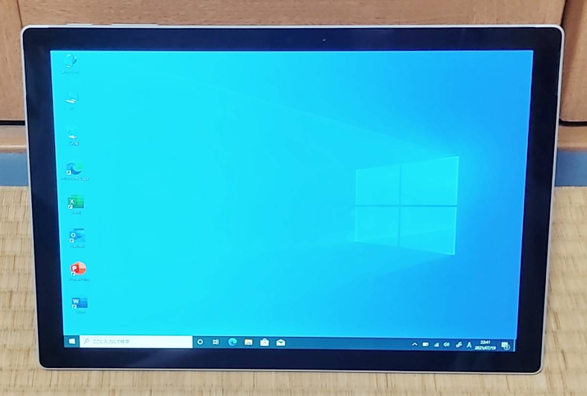 Microsoft Surface Pro （5th） FNA-00014 (FJT-00014) CPU:Core i5-7300U / メモリ:4GB / SSD:128GB / Windows10 Pro / Office2019