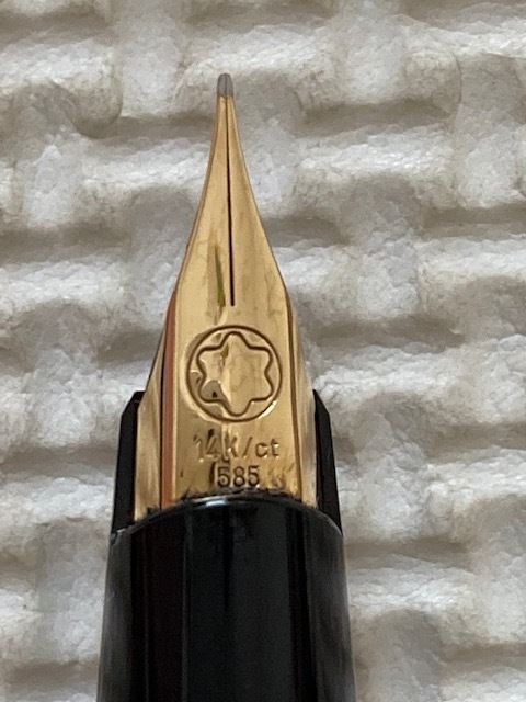 MONTBLANCモンブラン 万年筆 ボエム M ノワール オニキス 小さな筆記具