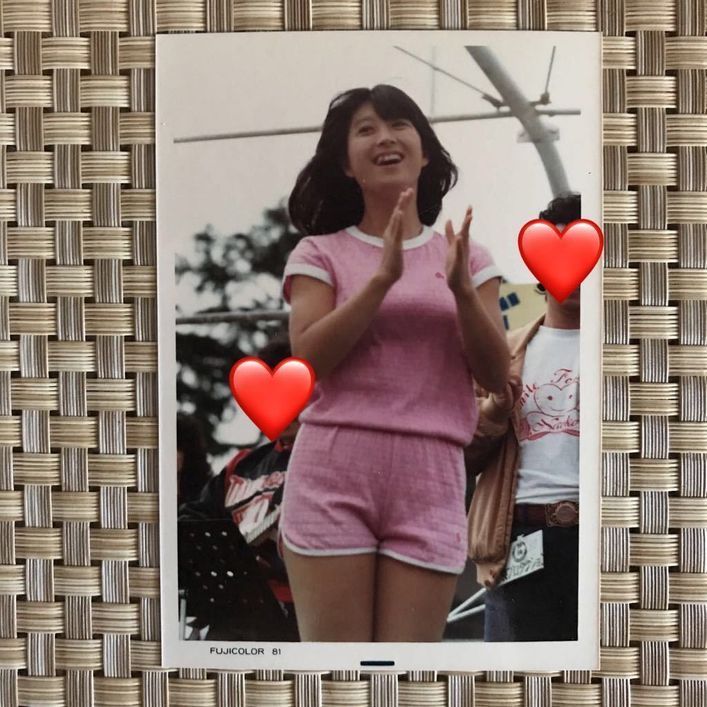 河合奈保子 生写真 昭和56年 1981年 Eサイズ 82.5×117 縁あり 光沢写真