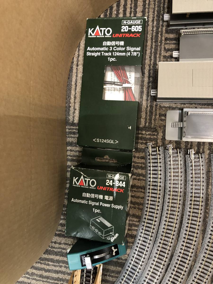 KATO Nゲージ 自動信号機 1式セット 20-605 電源 アクセサリ KATO Nゲージ 自動信号機 1式セット 20-605 電源 アクセサリ - メルカリ
