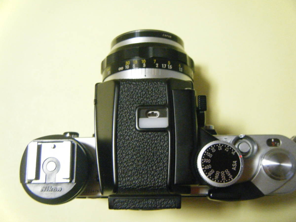 ニコンF2フォトミックSBフィルムカメラ Nikkor レンズ3本セット ニコン