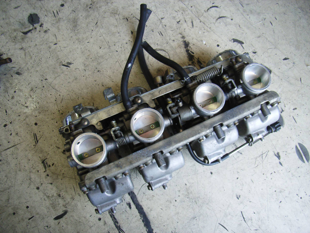 ゼファー1100 キャブレター 純正 カワサキ ZEPHYR1100 | キャブレター 