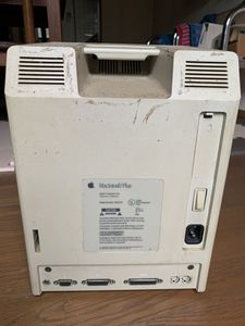 Macintosh PlusのYahoo!オークション(旧ヤフオク!)の相場・価格を見る