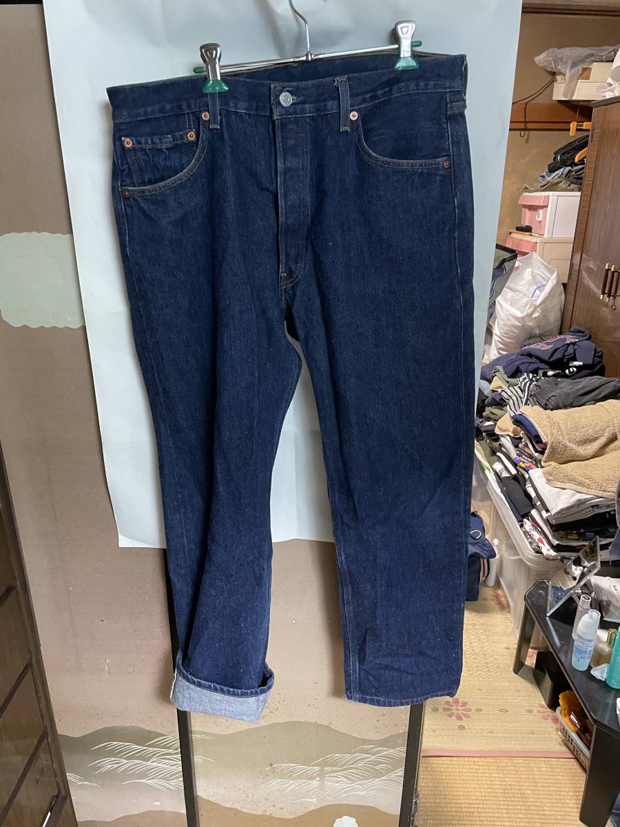 得価，新作 格安 毛羽立残る 最後の中綿入りデニム Levi's 501 2001年11月メキシコ製 501 濃紺 ワンウォッチ36/32 リーバイス501紙パッチ付(W36)｜売買されたオークション情報、yahooの商品情報をアーカイブ W36