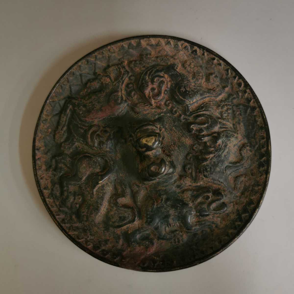 銅鏡 古鏡 時代物 銅製の彫刻 銅製 美術品、中国 旧家蔵出し、骨董品、装飾 銅鏡 古鏡 時代物 銅製の彫刻 銅製 美術品、中国 旧家蔵出し、骨董品、装飾