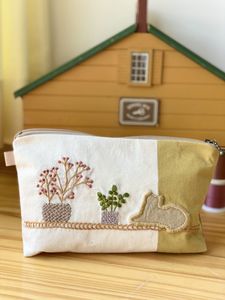 ハンドメイド ポーチ 刺繍のヤフオク の相場 価格を見る ヤフオク のハンドメイド ポーチ 刺繍のオークション売買情報は136件が掲載されています