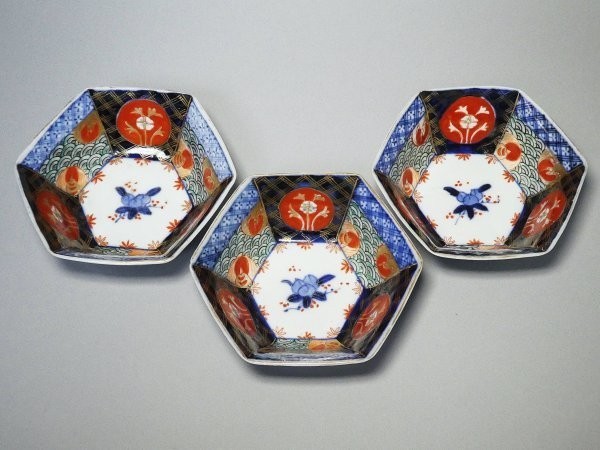 古伊万里 色絵 金彩 桃に鶴亀 青海波 六角向付 三客 ［NO
