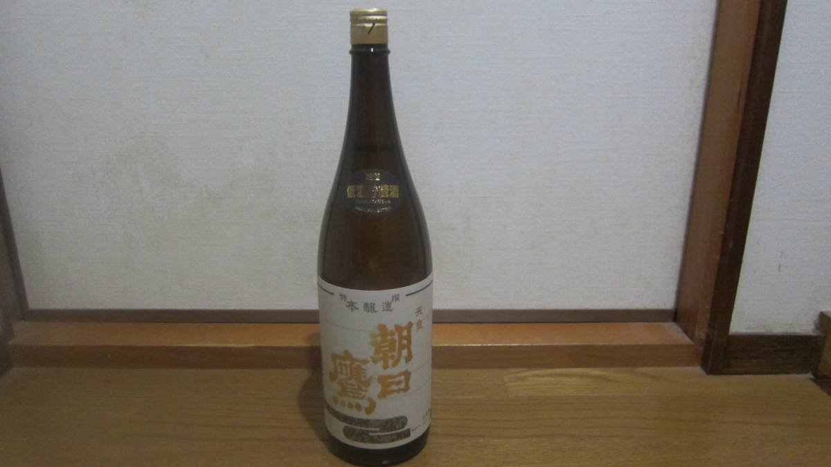 朝日鷹 高木酒造 低温貯蔵酒 十四代 特撰 1.8L 公式通販 0 8L 限定酒