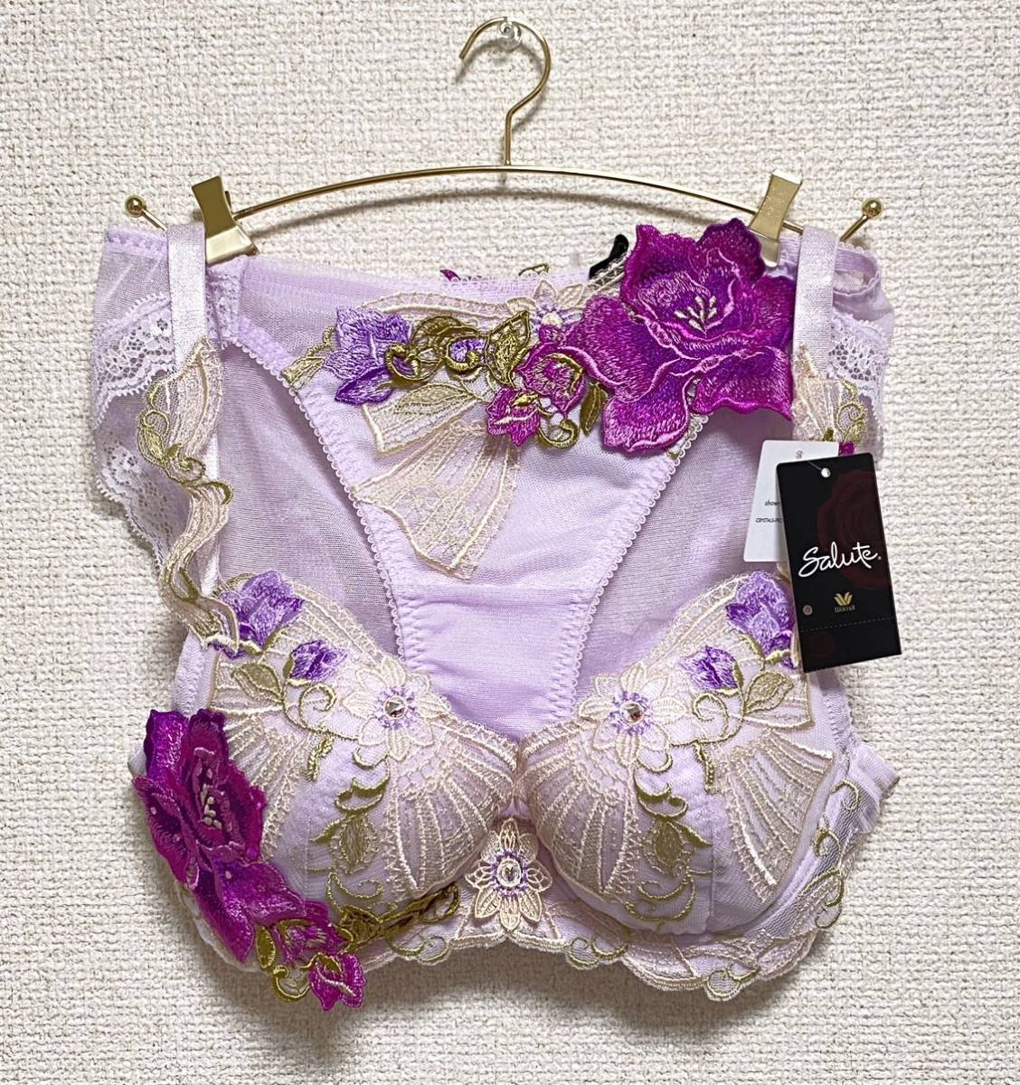 サルート ８４グループ ローズピンク ２点（VIVAブラ＋ソング サルート84M