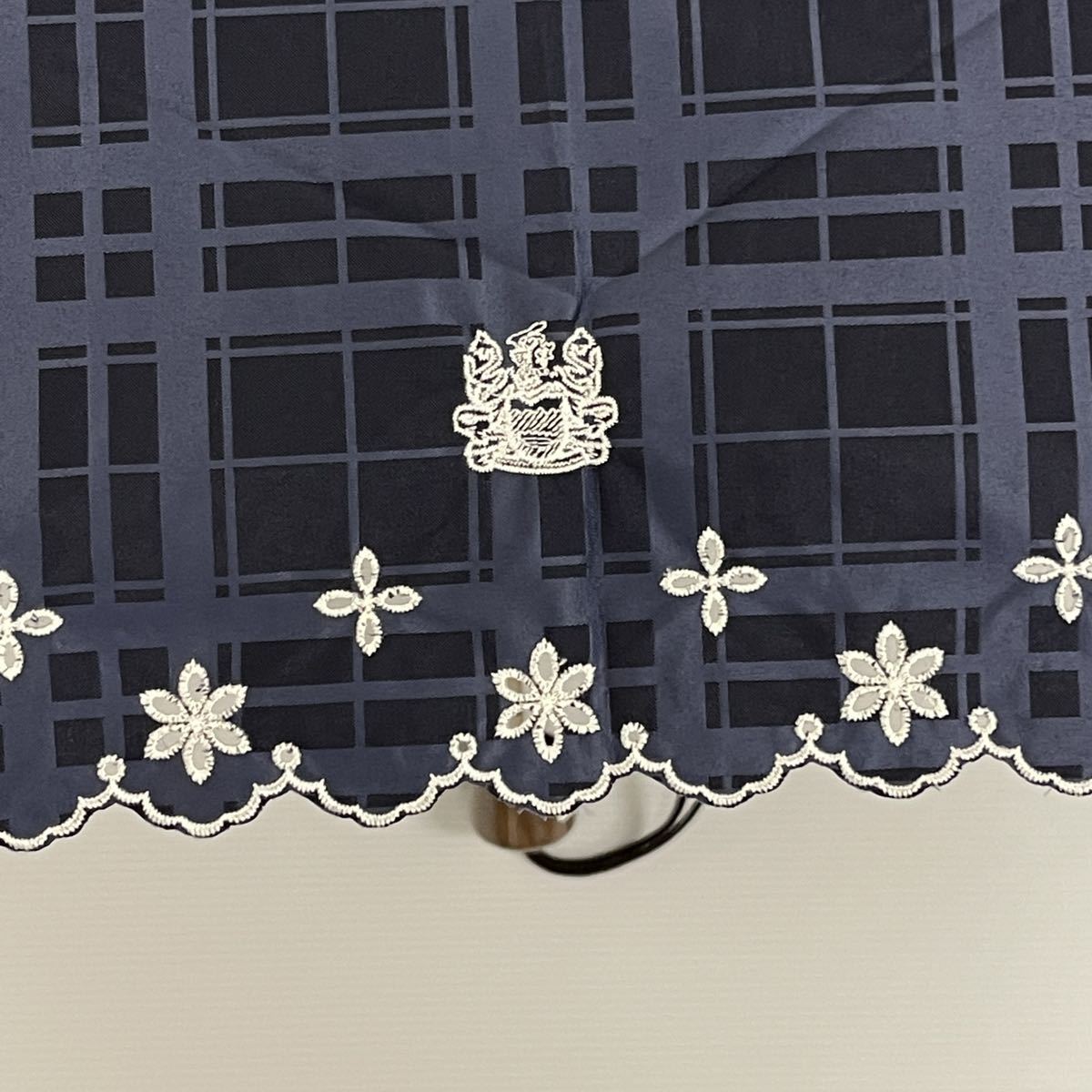 新品51010 アクアスキュータムAquascutum ＊紺ネイビー ロゴ刺繍