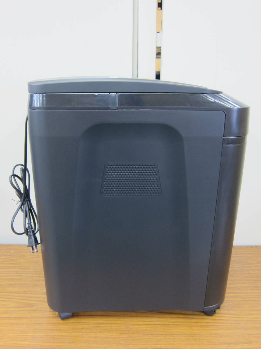 T793 美品中古 送料無料 サンワサプライ 業務用 電動シュレッダー 自動で150枚同時細断 ミニクロスカット 60分 連続使用 カード PSD052 業務用 シュレッダー シュレッター 20枚細断 電動シュレッダー 400-PSD036