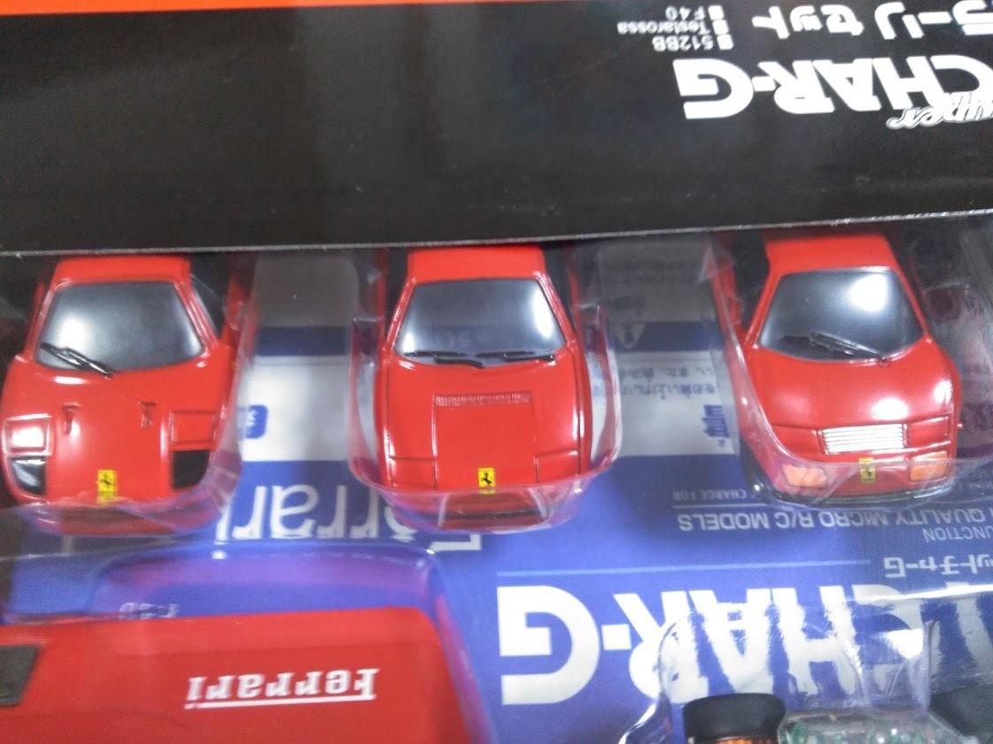 トミカプレミアム　フェラーリ・テスタロッサ・512BB・F40 8台セット トミカプレミアム フェラーリ・テスタロッサ・512BB・F40 8台
