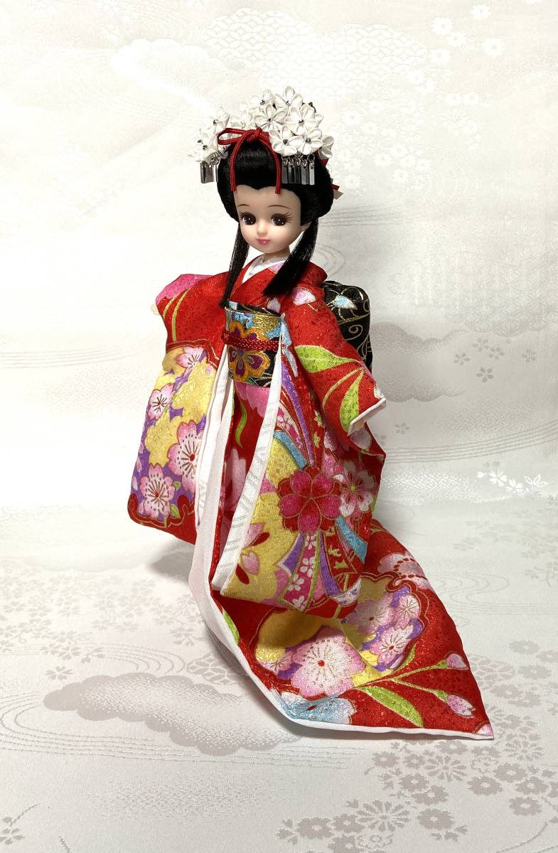 ☆京☆ 日本髪リカちゃん本体・着物／赤＊引き裾 ハンドメイド - リカ