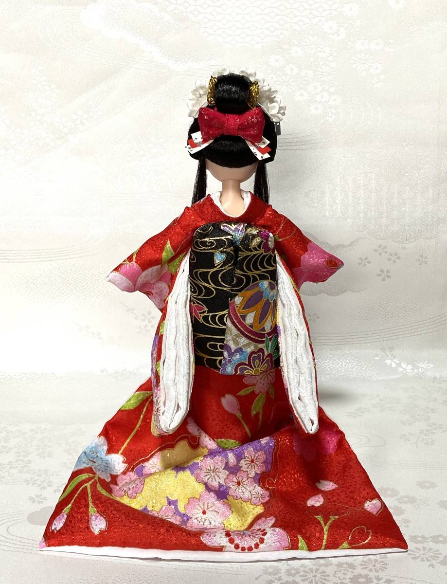 リカちゃん　日本髪風　本体 と 着物 セット　☆リユース　ハンドメイド ☆京☆ 日本髪リカちゃん本体・着物／赤＊引き裾 ハンドメイド - リカ