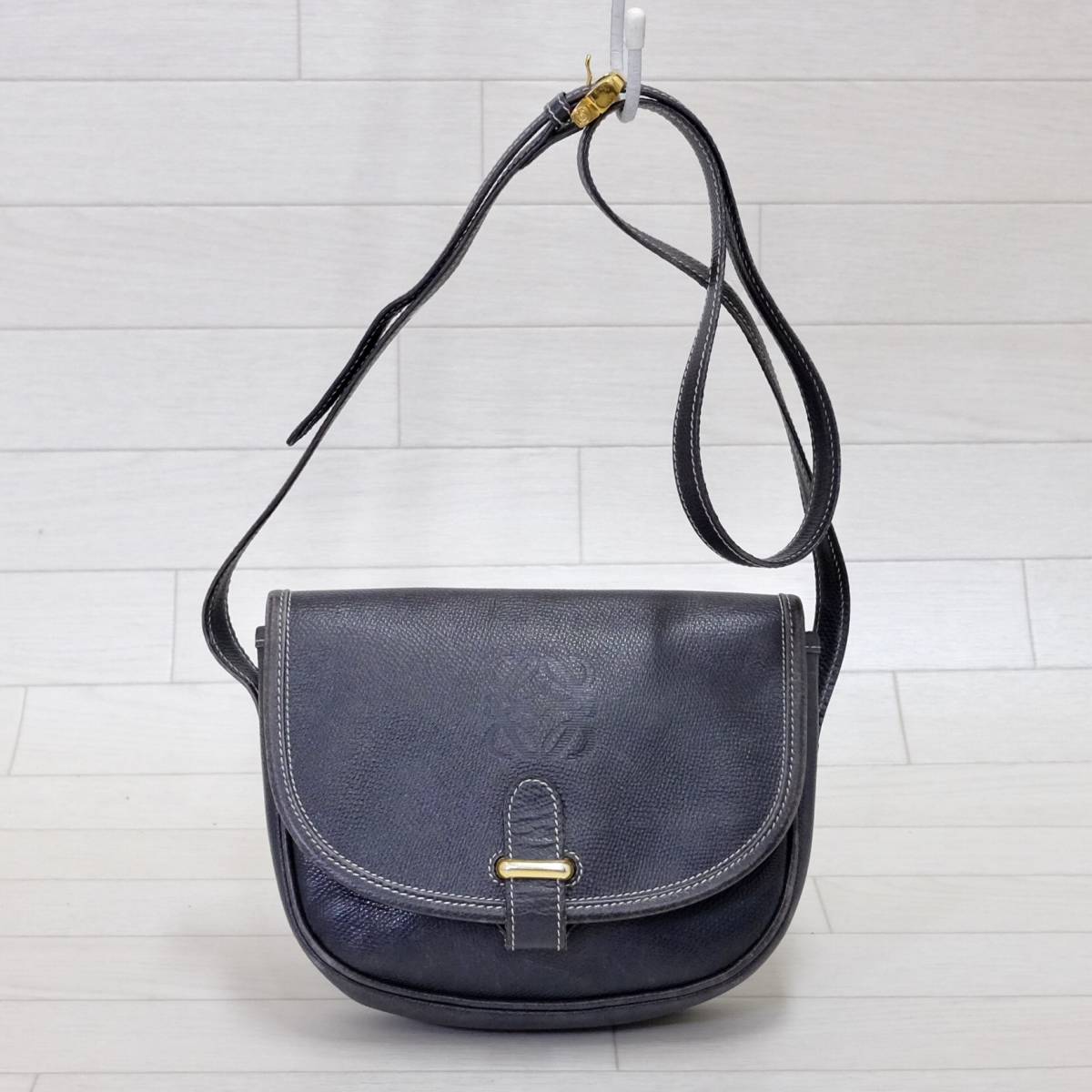☆人気モデル☆ロエベ LOEWE アナグラム ヴィンテージレザーショルダー 
