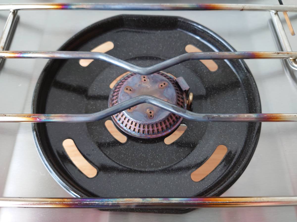  peak スノーピーク フラットバーナーブラック QG-450R-BK スノーピークのフラットバーナーはカスタム必須！CB缶仕様や五徳を交換！