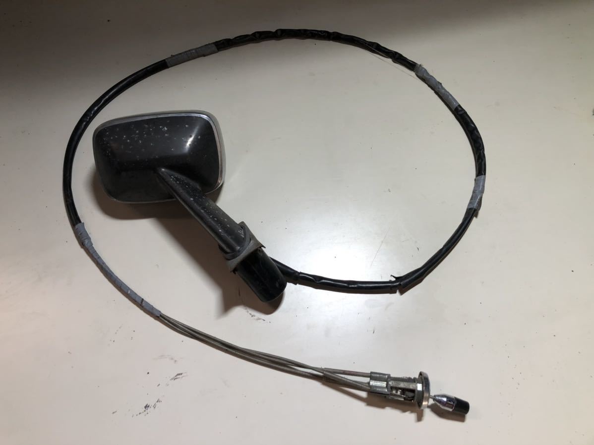 トヨタクラウン　MS60？　フェンダーミラー右　中古