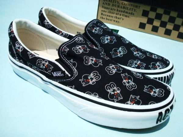 ビームス別注 マッド・サキ vans スリッポン 黒 us9.5 MADSAKI