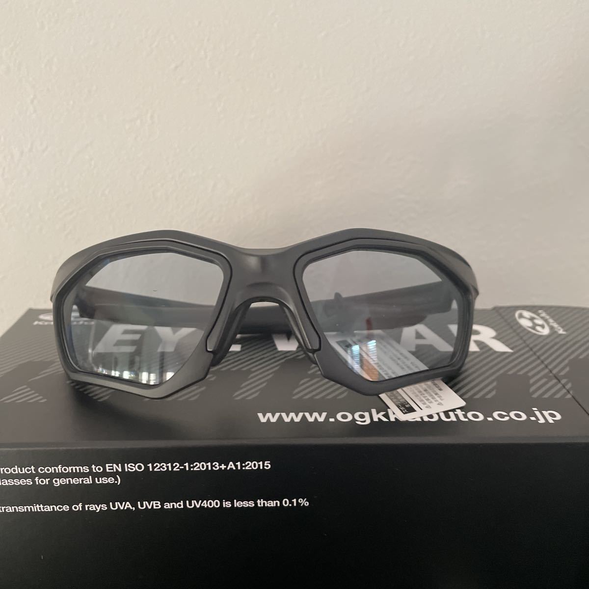 OGK KABUTO オージーケーカブト アイウェア 301D マットブラック/防曇ライトスモーク サングラス(OGK)｜売買された ...