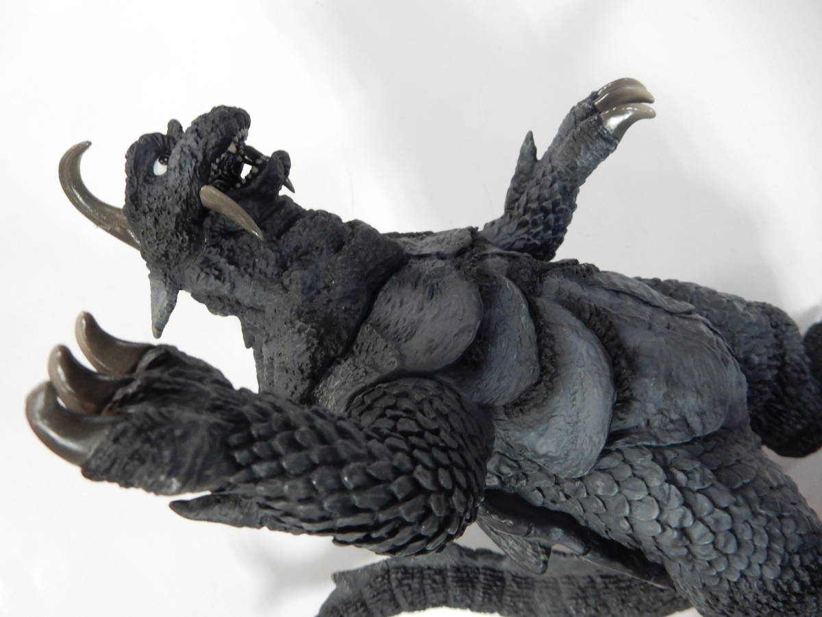 エクスプラス ゴメス モノクロ ウルトラq 約25x27センチ 大怪獣シリーズ X Plus 怪獣 宇宙人 売買されたオークション情報 Yahooの商品情報をアーカイブ公開 オークファン Aucfan Com