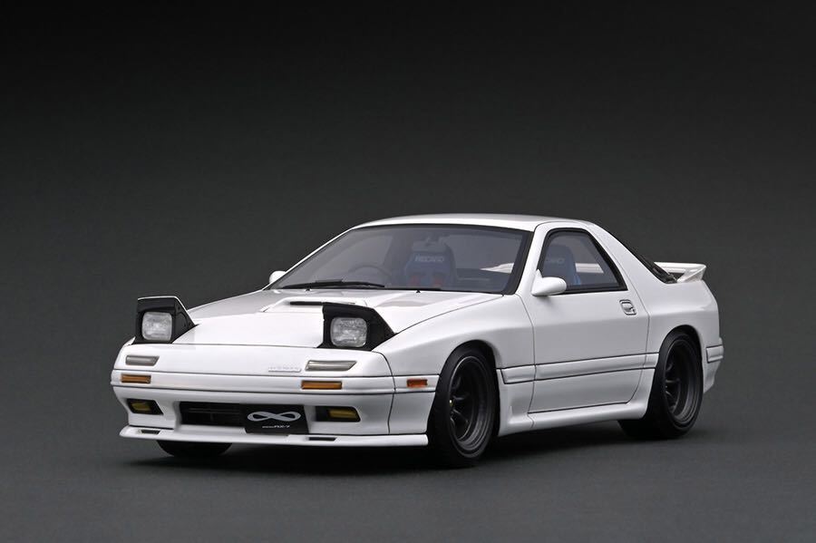 イグニッションモデル IG2233 1/18 マツダ サバンナ RX-7 アンフィニ FC3S ホワイト イグニッションモデル マツダ RX-7 (FC3S) WhiteIG2233 IG2231